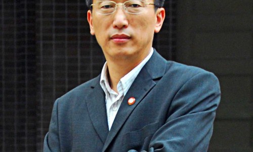 三岁宝宝声音嘶哑是怎么回事-【三岁宝宝一出汗身上就冰凉】三岁宝宝身上爱出汗怎么回事啊 - 三岁宝宝身上爱出汗怎么回事网
